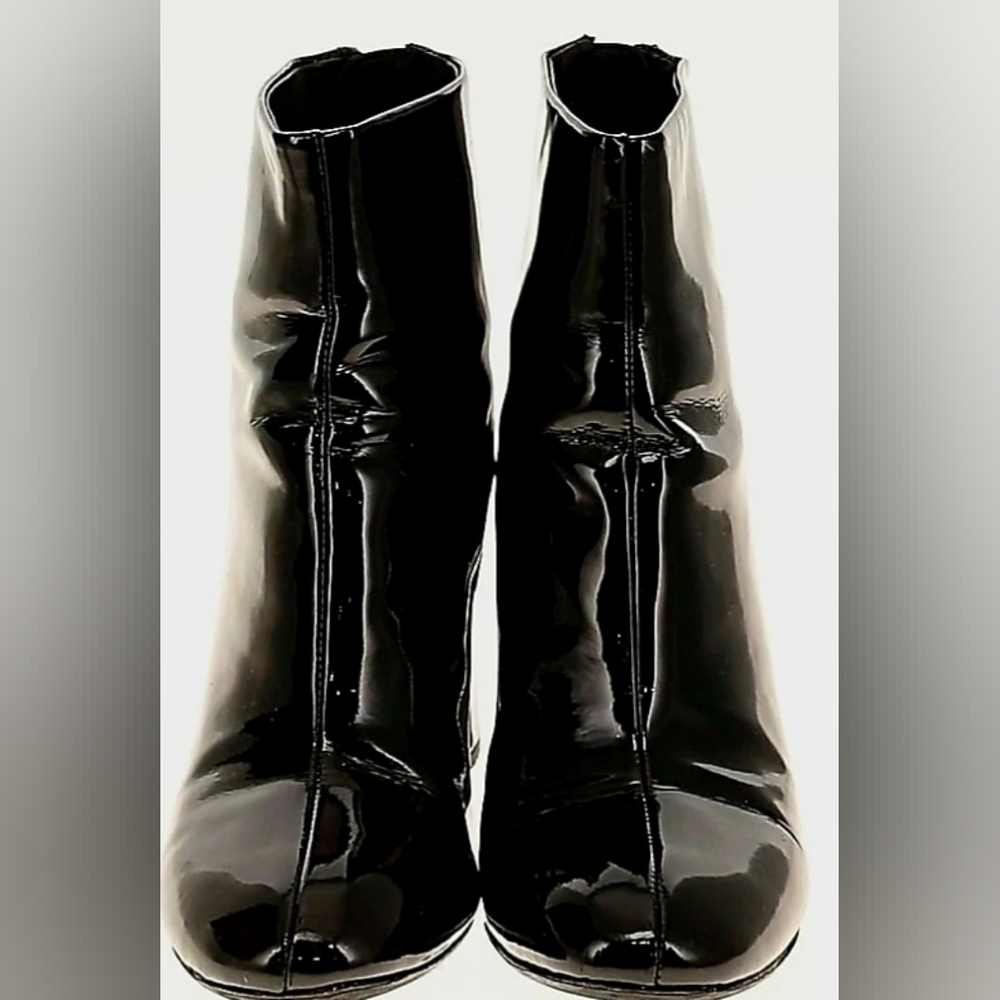 Alice + Olivia Shiny Black Heeled Boots